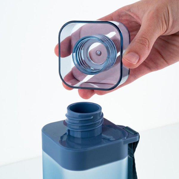 Пляшечка для води квадратна Kite K24-1210-1, 700мл, синя