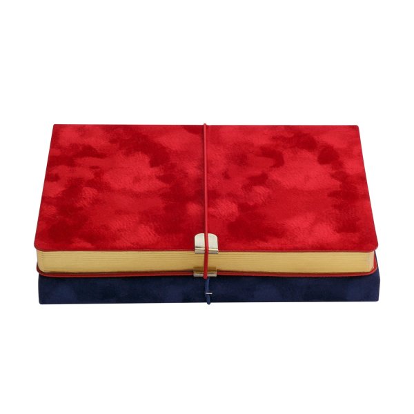 Щоденник А5 недатований VELOUR червоний