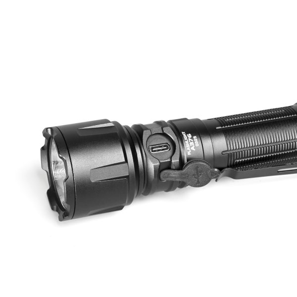 Портативний світлодіодний ліхтарик VIDEX VLF-A376 3600Lm 5000K