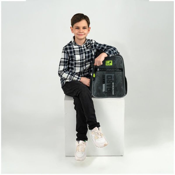 Рюкзак шкільний каркасний Kite Education SK8 Board K26-531M-2