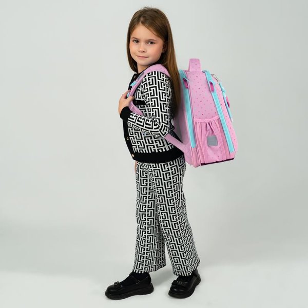 Рюкзак шкільний каркасний Kite Education Hello Kitty HK26-555S-1
